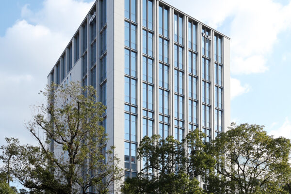 WDBホールディングス株式会社 本社ビル